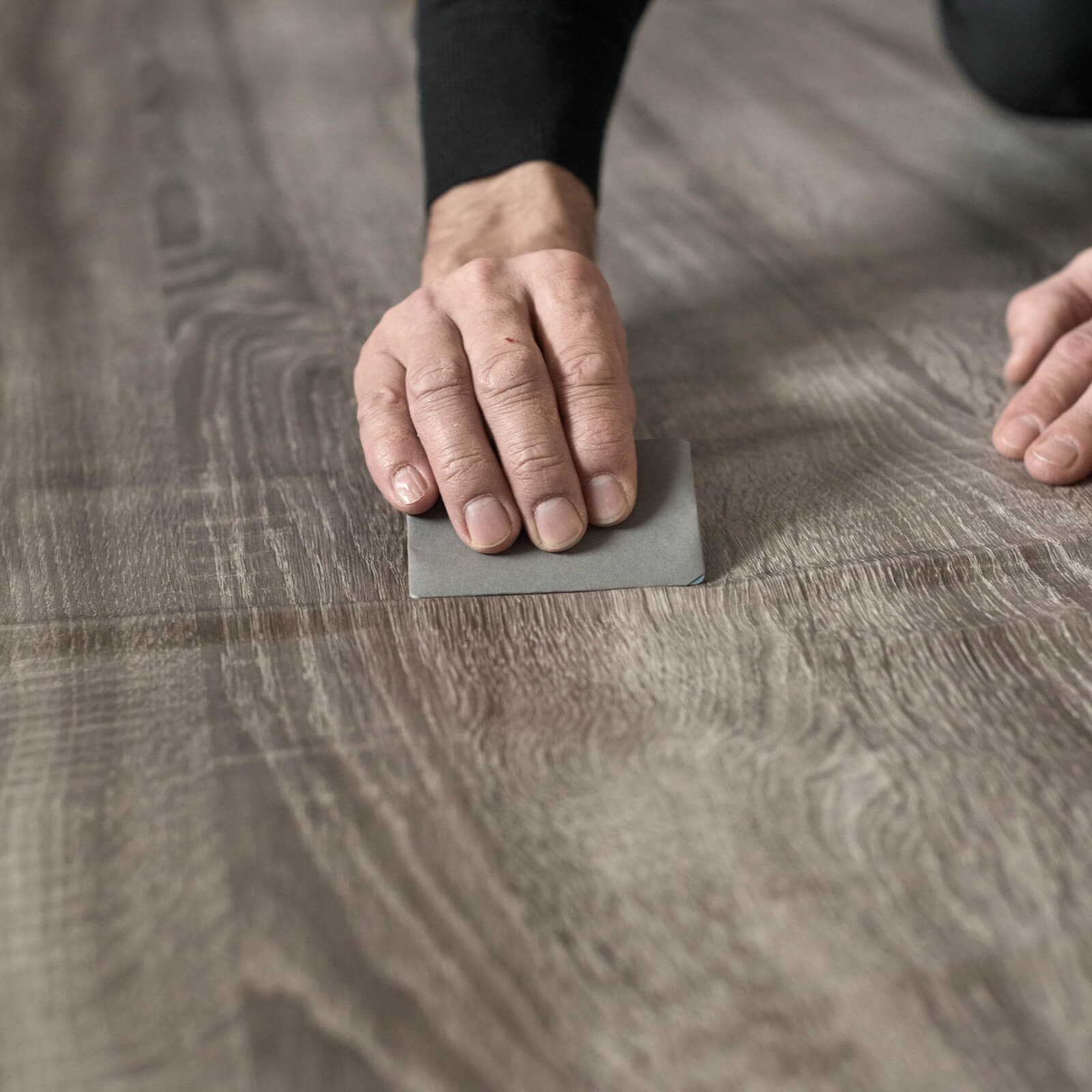 Luxury vinyl flooring | Knova's Carpet